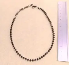 黒のラインストーンがかわいいネックレス