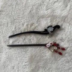 限定セール 黒いかんざし 白い花の装飾