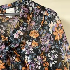【新品未使用】ボタニカルブラウス　11号　Ｌ　ゆったりめ　リボン　パフスリのサムネイル