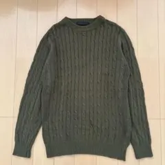 カーキ ニット