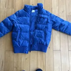 UNIQLO ダウン　サイズ140