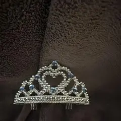 Item thumbnail for item 1077bf40-c7f7-475d-b736-5d673e7faa93