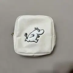 ムーミンコスメポーチ スクエア刺繍ポーチ 北欧