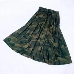 IN THE MARKET ベルト付き 迷彩 カモフラ フレア ロングスカートのサムネイル