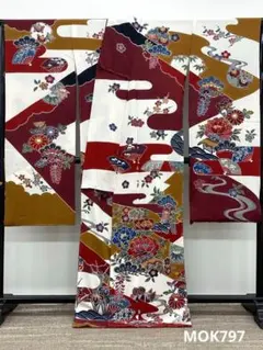 J754 振袖 琉球紅型 浜ちりめん 正絹 身丈164cm 67cm 着物 - メルカリ