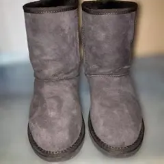 UGG Classic Short ムートンブーツ　5825箱付き