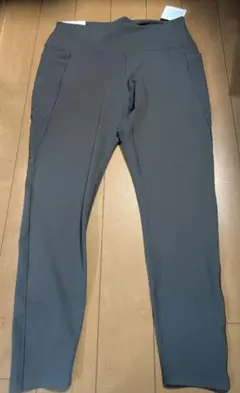UNIQLO／エアリズムUVカットソフトポケットレギンス+ XXL　グレー