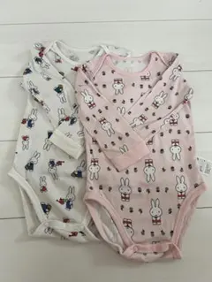 【中古】　ユニクロ　ミッフィー柄 ベビー肌着 2枚セット