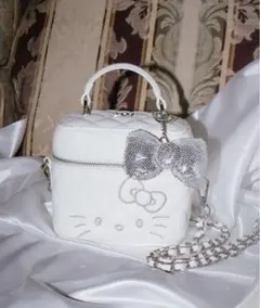 Hello Darich キティ キルティングスクエアミニバッグ ダーリッチ 白