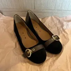 バックル付きパンプス ブラック×ブラウンのサムネイル