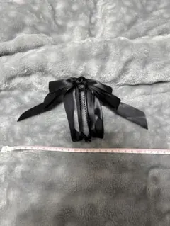 ブラックリボンヘアアクセサリー