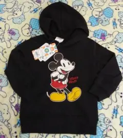 新品!futafutaミッキーのパーカー