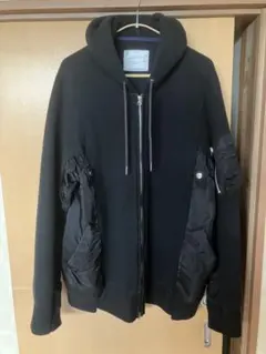 sacai ナイロンツイル　ドッキングパーカー Lサイズ　切り替え　黒のサムネイル