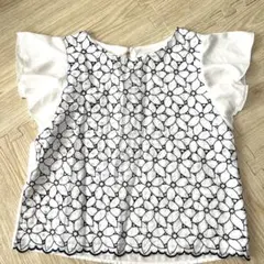 anysis 花柄刺繍ブラウス　袖フレア