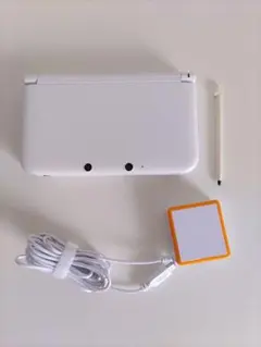 Nintendo 3DS LL ホワイト 本体 充電器 セット売り