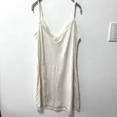 ヴィクトリアシークレット キャミソール Vネック M 白 レーヨン 部屋着のサムネイル