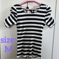 【新品未使用】M アラマンダ ♡ パフ スリーブ 半袖カットソーレディースのサムネイル
