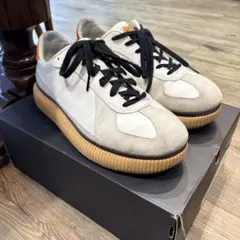 2026年最新】onitsuka tiger delecityの人気アイテム - メルカリ