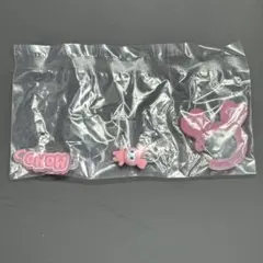 【TWICE】LOVELYS アクリルカラビナフロッキーマスコット　モモ