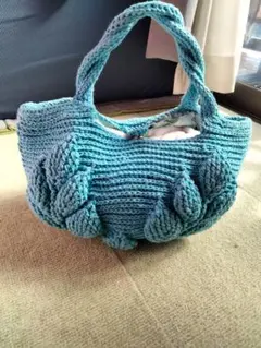 Item thumbnail for item ec4729f0-ef7e-45a8-9e89-4ed11d2702b0