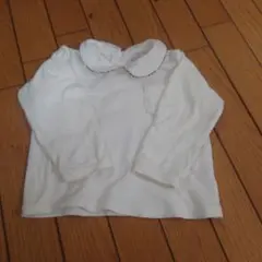 バーバリー フリル付き丸襟ホワイトシャツ