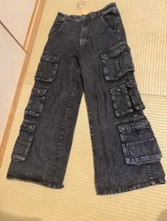 カーゴスラックス