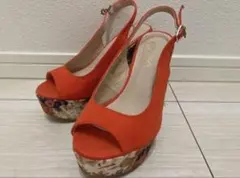 オレンジ スエード オープントゥ サンダル ウェッジソール 花柄