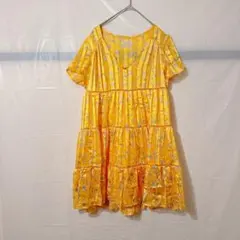 URBAN OUTFITTERS イエロー フラワー ミニワンピース 【XS】のサムネイル