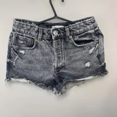 ZARA ダメージ加工グレーショートパンツ USA 2
