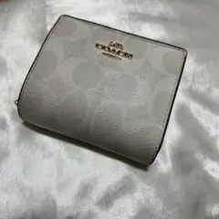 COACH 二つ折り財布