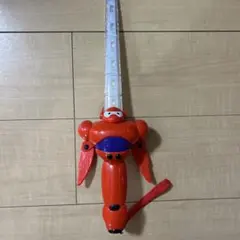 ベイマックス　ライトセーバー　剣　光るおもちゃ