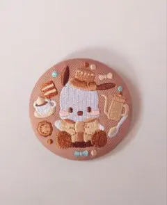 サンリオ　刺繍缶バッジ　ポチャッコ