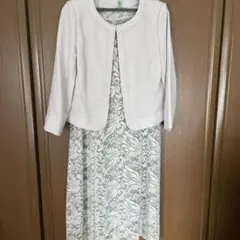 レースワンピースとジャケットセット