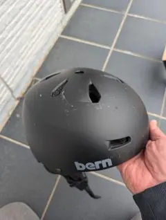 ヘルメット アクセサリー