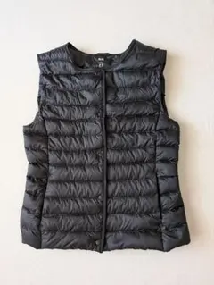 UNIQLO 黒 M ダウンベスト キルティング