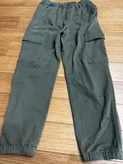UNIQLO オリーブグリーン カーゴパンツ 160