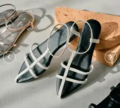 ホワイト ストラップサンダル フラットソール