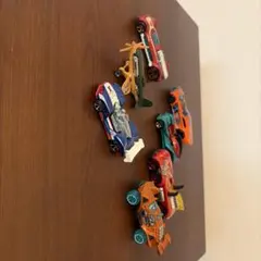 Hot Wheels ミニカー 6台➕1機セット（合計7 ）