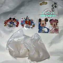 ディズニーストア お正月 2026 ストラップ シール 根付け