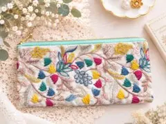 インド刺繍リボン ポーチ ペンケース 緑 花柄 スパンコール ファスナー 筆箱