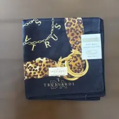 【新品未使用】 TRUSSARDIの大判ハンカチ