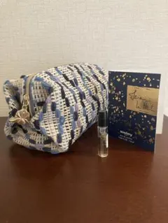 sisley Izia la Nuit オードパルファム 1.8ml &ポーチのサムネイル