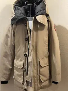 CANADA GOOSE ダウンジャケット カムループス ベージュ S - メルカリ
