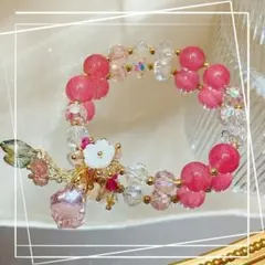 【特別価格✨】花チャーム 天然石風ビーズブレスレット 高級感 大人可愛い ピンク