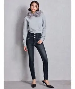 Item thumbnail for item 21729974-4fe8-42b7-81cd-e407a06467cd