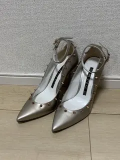 美品 COMEX コメックス スタッズ付き パンプス 22.5 ヒールのサムネイル