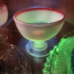 氷コップ ウランガラス 白乳 レトロガラス グラデーション デザートカップ
