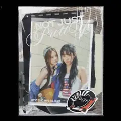新品未開封 izna Not Just Pretty アルバム ポスターブック②