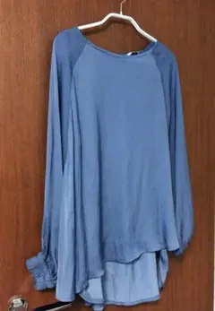 美品　DOUDOU　doudou ブラウス　Мサイズ　トップス　ドゥドゥ　ブルーのサムネイル