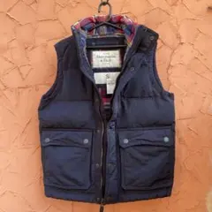 定価3万旗艦店限定新品未使用日本未発Abercrombie&Fitcダウンベスト